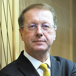 Prof. Tomasz Hryniewiecki