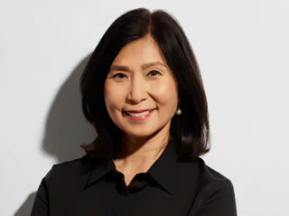 Angela Hwang
