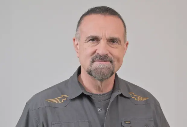 Georges Yancopoulos Headshot 2025